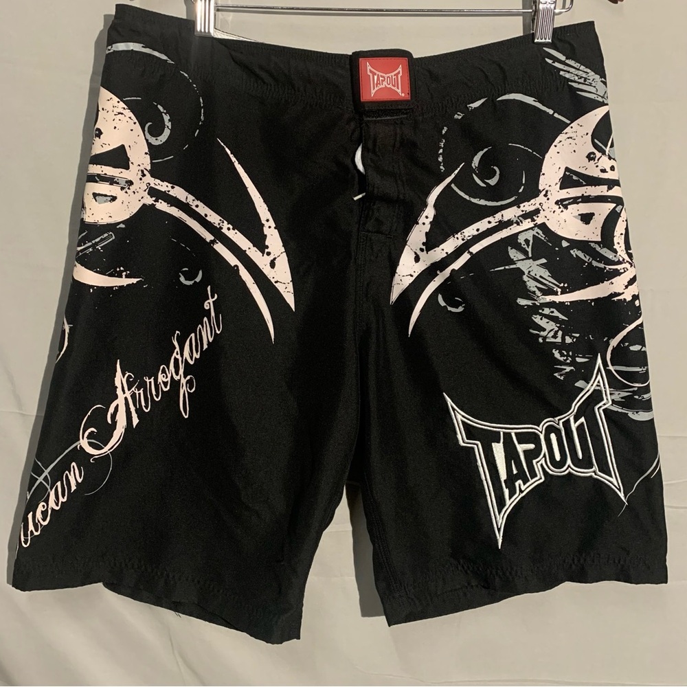 Tapout Shorts Mens 34 Black White Sweats Hook & Loop Summer Athletic Hybrid